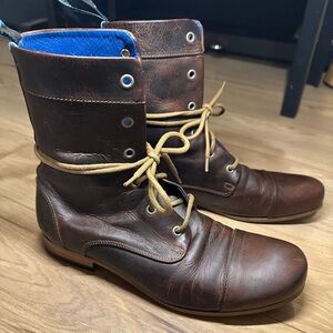(SOLD) Fluevog Radio BBC size 8 men’s